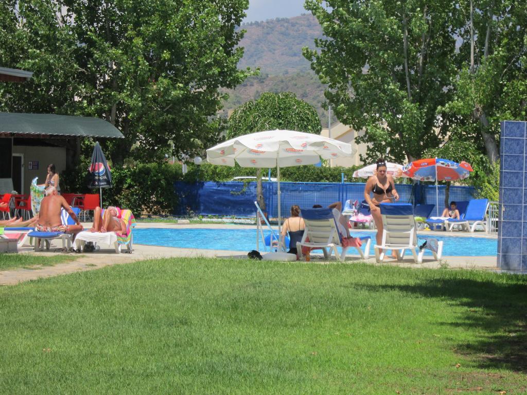 Aymes Hotel Φετιγιέ Εξωτερικό φωτογραφία