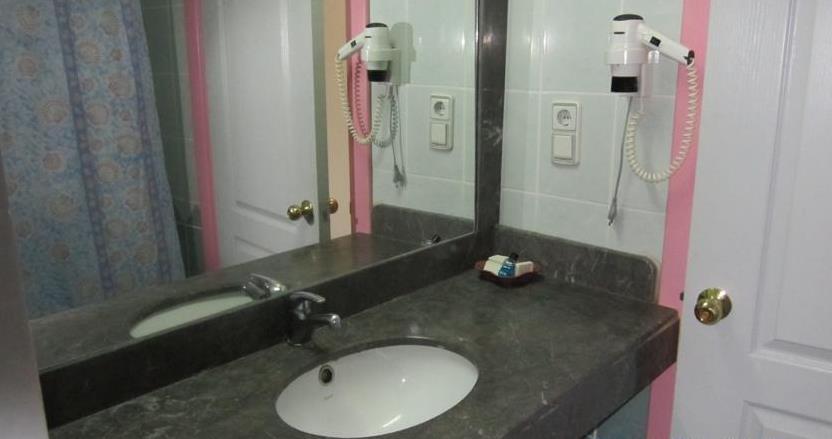Aymes Hotel Φετιγιέ Εξωτερικό φωτογραφία